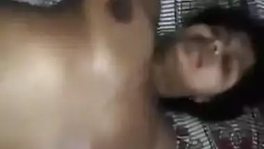 Man fucks Desi chick preferring to be flop during XXX MMS footage