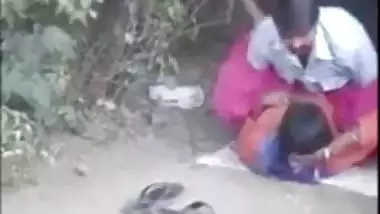 Tamil couple banging outdoor in a jungle gets caught on a , desi sex mms