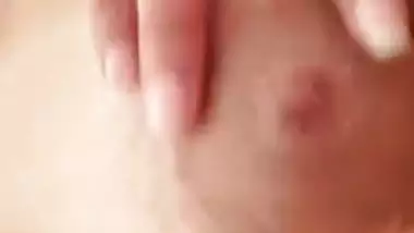 Boudi nude – video