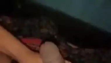 Desi MILF receives guy's XXX tool in mouth and sucks for MMS viewers