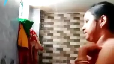 Most Demanded Jyotsna Boudi Bathing And Fingering Shows To Lover On Video Call Part 4