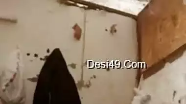 Hot Desi Girl Shows Her Boobs And Bathing To Lover On Video Call Part 4