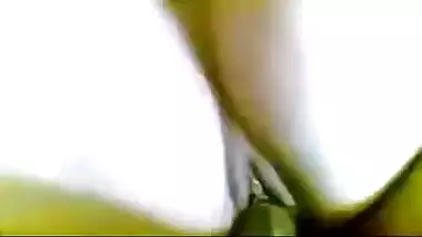 Nice MMS clip of Tamil wife having XXX affair with Desi college guy