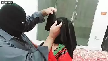 Pakistani Housewife In Hijaab Rough Anal Fucked By Her step Cousin Cheating With Husband