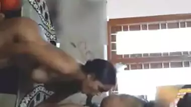 Mallu sexy Desi girl gives a perfect XXX blowjob to her horny boss MMS