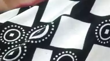 Chubby MILF big boobs and pussy showing on video call