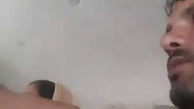 Rural desi lady kissed and boobs sucked in car