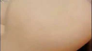 Desi sex videos of a guy fucking a milf and her daughter