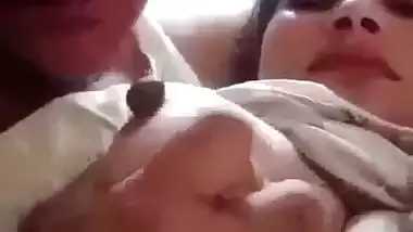 Desi boobs sucking video of a big boob lady and her lover