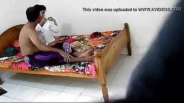 Desi escort girl making her first mms clip on demand