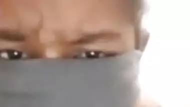 Today Exclusive- Desi Girl Showing Her Boobs And Pussy To Lover On Video Call