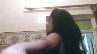 Desi possessor of succulent titties performs a porn dance on webcam