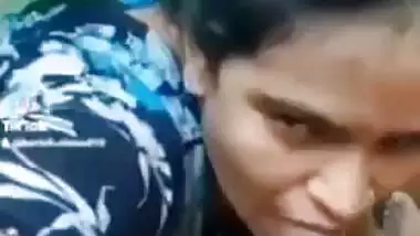 Wife blowjob on TikTok caught by husband viral video