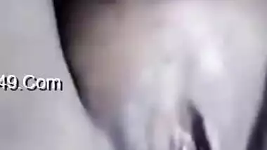 Today Exclusive- Horny Bhabhi Showing Her Boobs And Pussy On Video Call Part 1