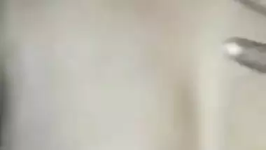 Bhabhi with small breasts poses on cam with no clothes in Desi XXX porn