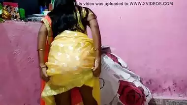 Husband is at work and the Desi whore can have sex with XXX buddy