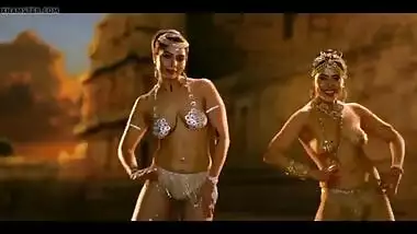 Desi nude dance