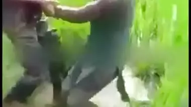 Lovers caught fooling around outdoor by river in hot Desi mms clip