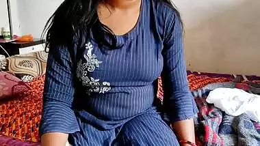 Indian Girlfriend Seducing Boyfriend To Fuck Her, Teenage Gf Sneaks Her Boyfriend Into Her Room To F