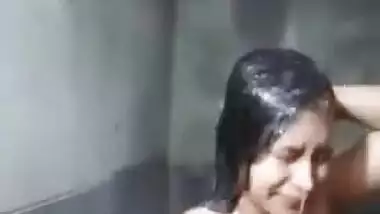 After party Desi whore comes home and goes to the impromptu shower