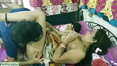 Lustful dude comforts his new Desi stepmom and fucks her XXX pussy