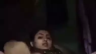 Kerala girl fucks her pussy with a bottle in mallu sex MMS