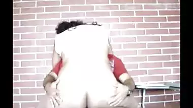 College beauty desi mms sex scandal movie scene recorded in classroom!