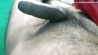 Pooja Ne Aaj Lund Ki Mutthi Maari Or Saara Maal Pi Gyi