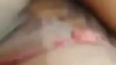 Intense XXX session is what hot Desi bhabhi gets in the morning