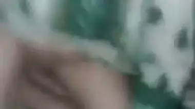 Mature Desi XXX aunty have sex with her house owner in missionary style MMS