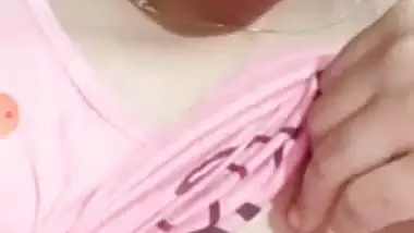 Cute Bengali girlfriend video call showing naked body