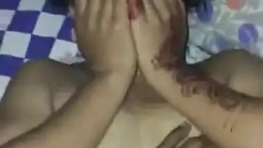 Naked Desi chick hides her face when taking XXX dick for the cam