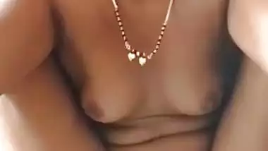 Village lady enjoys video call sex with her husband