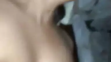 Desi bhabhi rubbing chut while fucking video