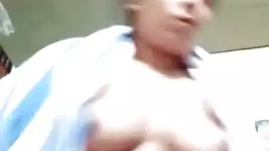 Chennai Tamil TCS girl striptease nude for boyfriend